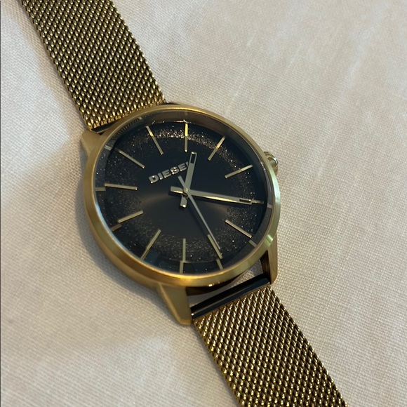 Diesel Gold Mesh Strap Watch - Picture 2 of 14